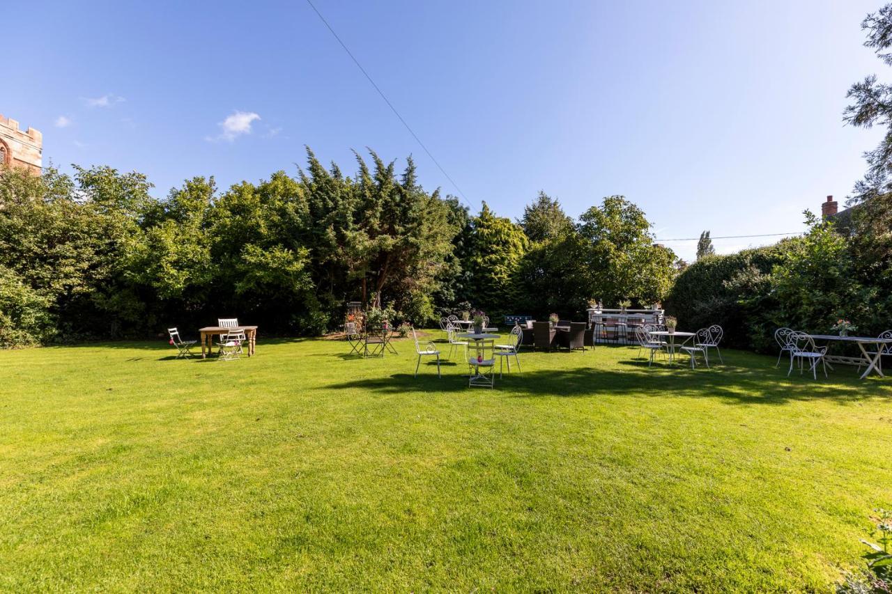 Church Farm Guest House Admaston Exterior photo